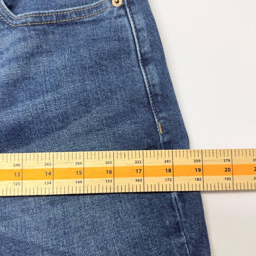 Old Navy OG Straight High Rise Distressed Raw Hem Button Fly Jeans Size 8 - Picture 7 of 9